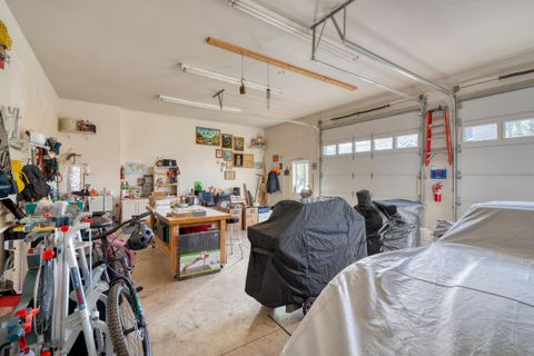 Tiny photo for 7170 NW River Springs Road, Redmond, OR 97756 (MLS # 220217630)