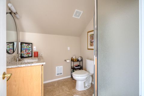 Tiny photo for 7170 NW River Springs Road, Redmond, OR 97756 (MLS # 220217630)