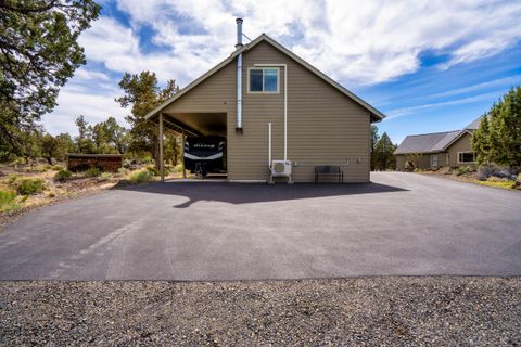 Tiny photo for 7170 NW River Springs Road, Redmond, OR 97756 (MLS # 220217630)