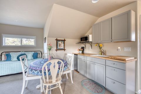 Tiny photo for 7170 NW River Springs Road, Redmond, OR 97756 (MLS # 220217630)