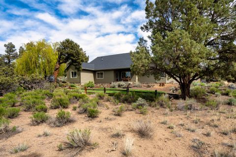 Tiny photo for 7170 NW River Springs Road, Redmond, OR 97756 (MLS # 220217630)
