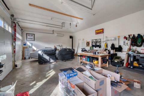 Tiny photo for 7170 NW River Springs Road, Redmond, OR 97756 (MLS # 220217630)