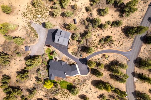 Tiny photo for 7170 NW River Springs Road, Redmond, OR 97756 (MLS # 220217630)