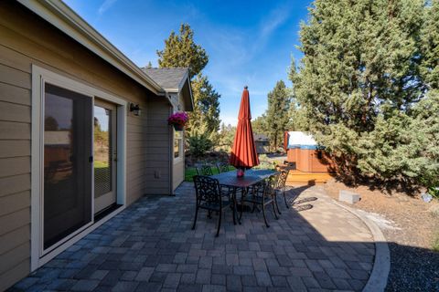 Tiny photo for 7170 NW River Springs Road, Redmond, OR 97756 (MLS # 220217630)