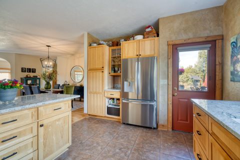 Tiny photo for 7170 NW River Springs Road, Redmond, OR 97756 (MLS # 220217630)