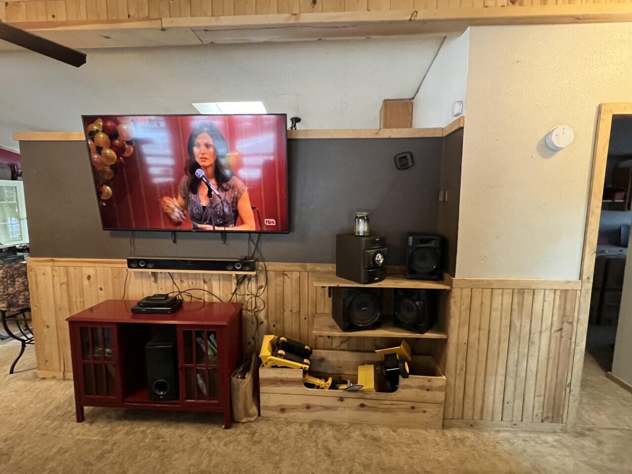 Ponderosa Pines - Residential