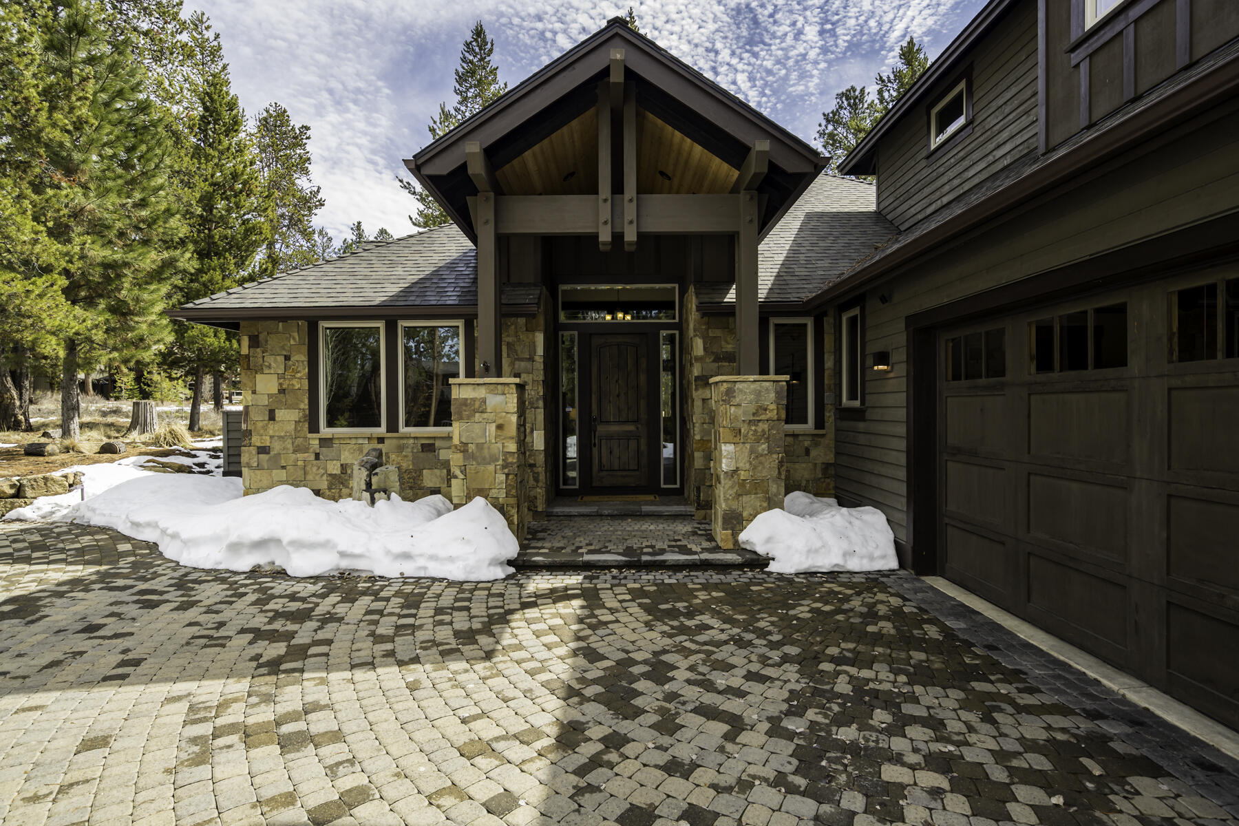 56372 Trailmere Circle