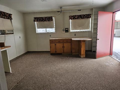 Tiny photo for 4443 Day Drive, Klamath Falls, OR 97603 (MLS # 220215720)