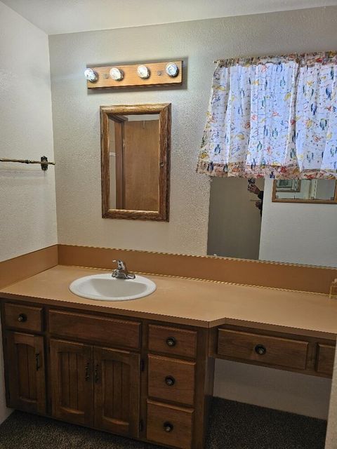 Tiny photo for 4443 Day Drive, Klamath Falls, OR 97603 (MLS # 220215720)