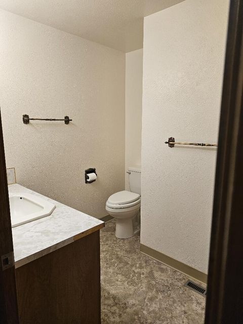 Tiny photo for 4443 Day Drive, Klamath Falls, OR 97603 (MLS # 220215720)