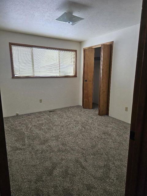 Tiny photo for 4443 Day Drive, Klamath Falls, OR 97603 (MLS # 220215720)