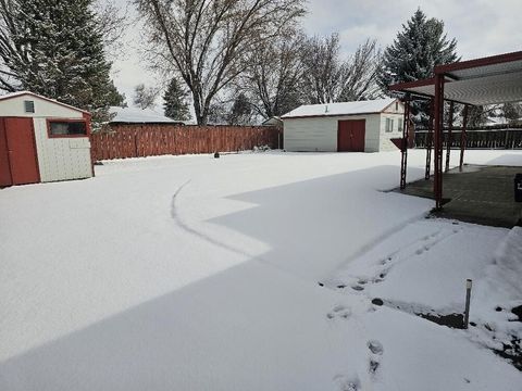 Tiny photo for 4443 Day Drive, Klamath Falls, OR 97603 (MLS # 220215720)