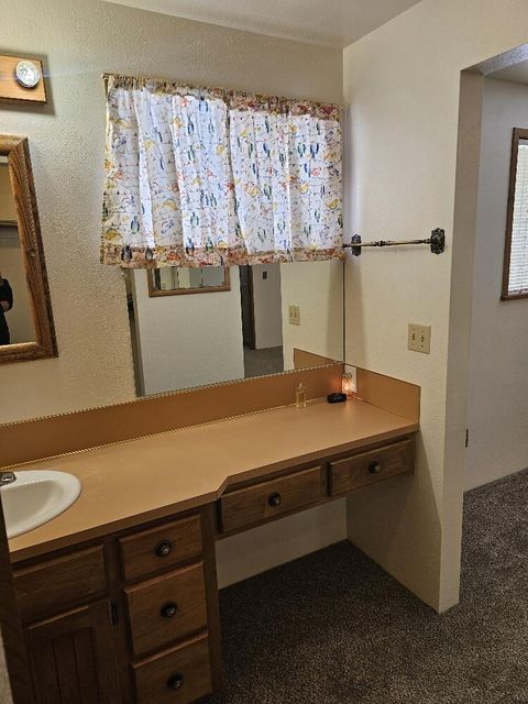 Tiny photo for 4443 Day Drive, Klamath Falls, OR 97603 (MLS # 220215720)