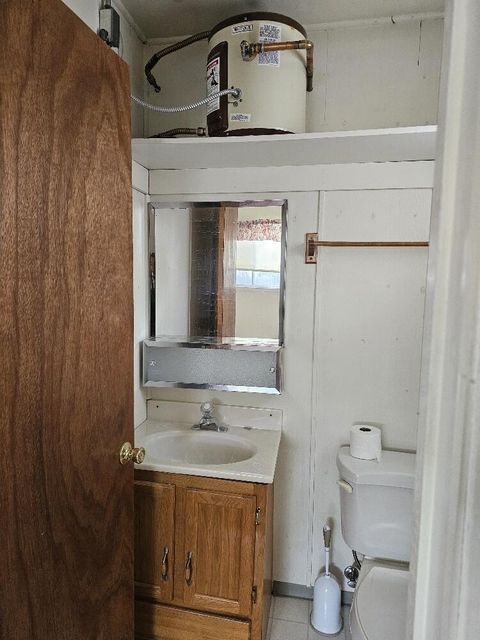 Tiny photo for 4443 Day Drive, Klamath Falls, OR 97603 (MLS # 220215720)