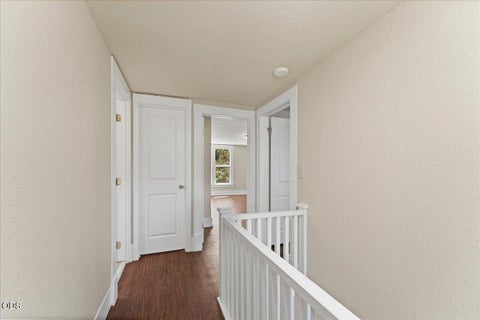 Tiny photo for 300 Sunrise Avenue, Medford, OR 97504 (MLS # 220222866)