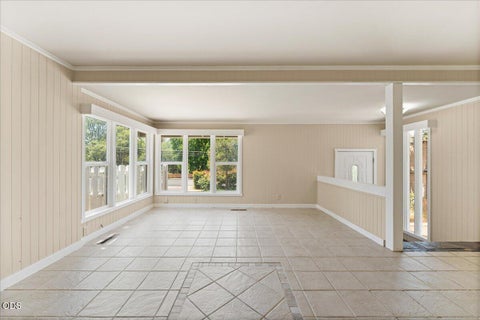 Tiny photo for 300 Sunrise Avenue, Medford, OR 97504 (MLS # 220222866)