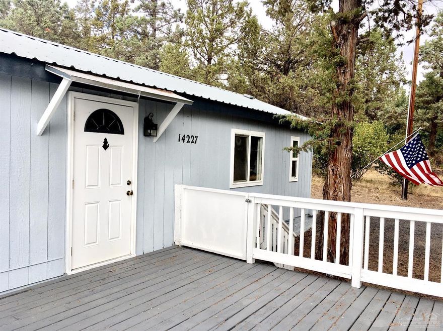 Meticulously maintained 3bed, 2ba, 1524sqft. Manufactured home on half an acre near Prineville Reservoir! Neutral colors throughout. Master bdrm with soaking tub & ample linen storage. Enjoy a cup of coffee on your large back deck and take in the surrounding wildlife! Home has tasteful permitted frame addition. Due to this addition, financing might be difficult, cash offers preferred. Priced to sell! Investors: this would make an easy rental property!