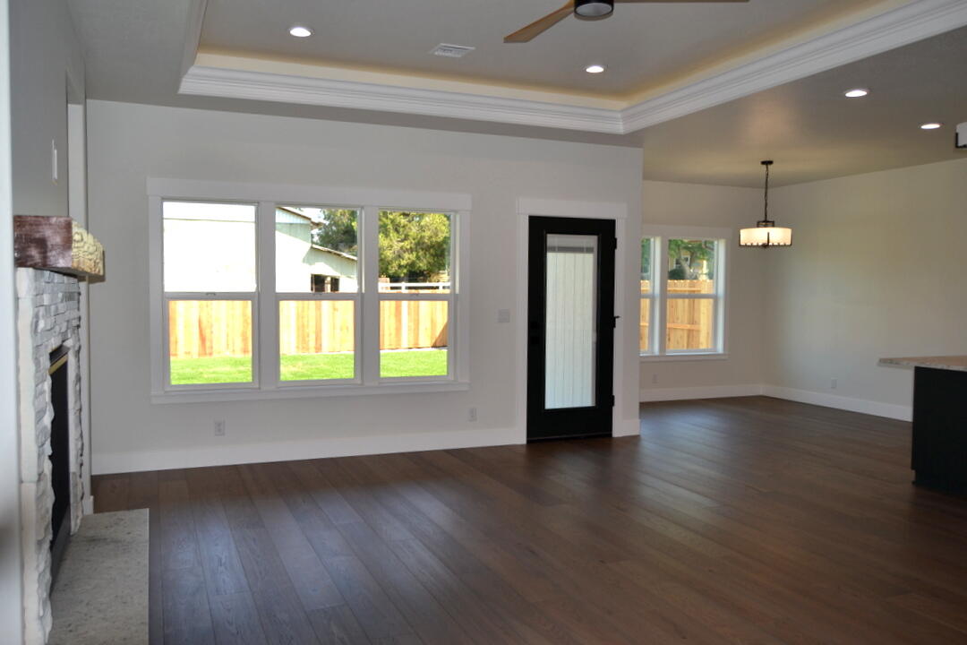 Buckmaster - Residential