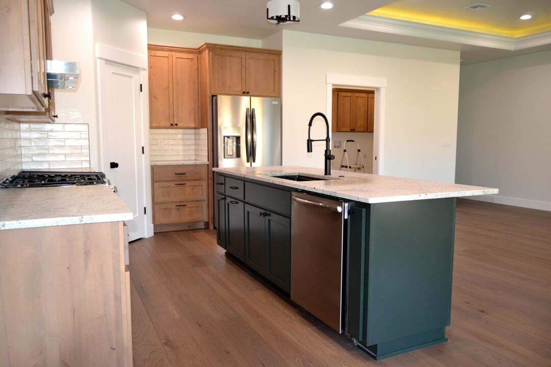 Buckmaster - Residential