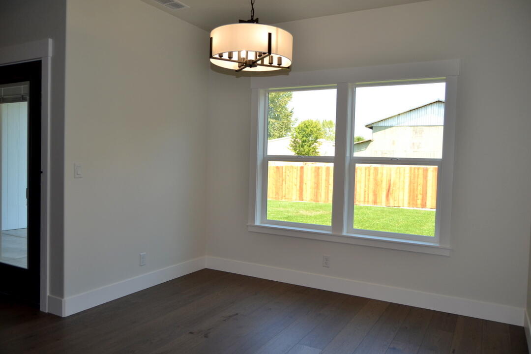 Buckmaster - Residential