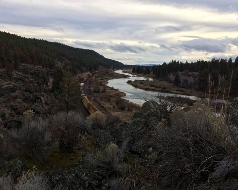 Tiny photo for 3355 Kircher Road, Chiloquin, OR 97624 (MLS # 220217420)