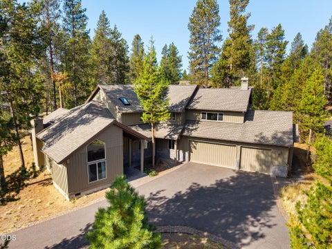 Photo of 18211 Oregon Loop #1, Sunriver, OR 97707 (MLS # 220228842)