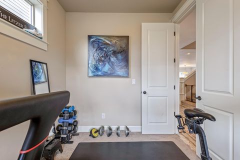 Tiny photo for 61132 SE Ambassador Drive, Bend, OR 97702 (MLS # 220211981)