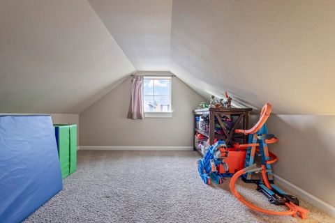 Tiny photo for 61132 SE Ambassador Drive, Bend, OR 97702 (MLS # 220211981)