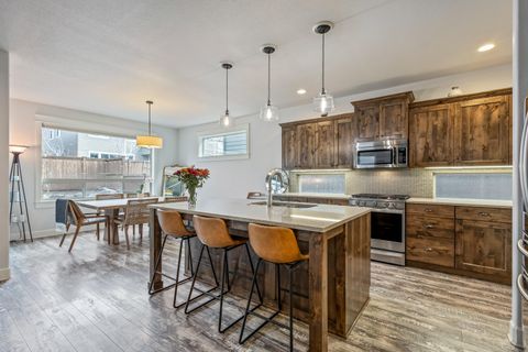 61132 SE Ambassador Drive Bend OR 97702