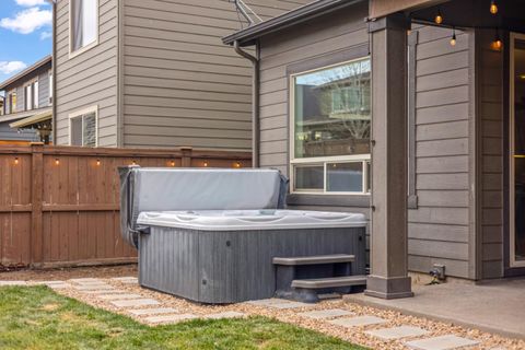 Tiny photo for 61132 SE Ambassador Drive, Bend, OR 97702 (MLS # 220211981)