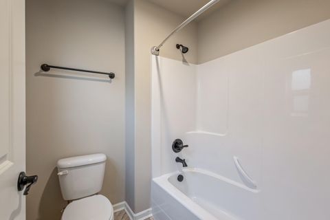 Tiny photo for 61132 SE Ambassador Drive, Bend, OR 97702 (MLS # 220211981)