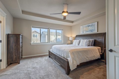 Tiny photo for 61132 SE Ambassador Drive, Bend, OR 97702 (MLS # 220211981)