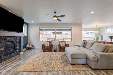 Tiny photo for 61132 SE Ambassador Drive, Bend, OR 97702 (MLS # 220211981)