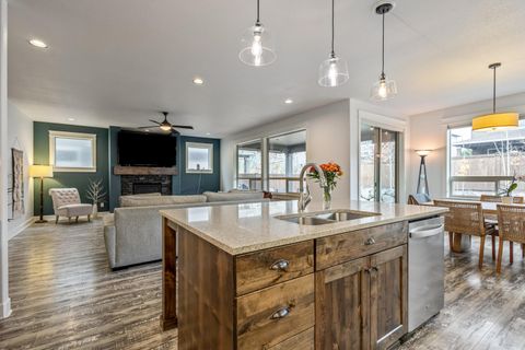 Tiny photo for 61132 SE Ambassador Drive, Bend, OR 97702 (MLS # 220211981)