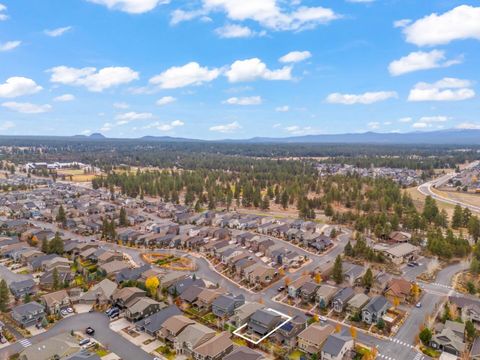 Tiny photo for 61132 SE Ambassador Drive, Bend, OR 97702 (MLS # 220211981)