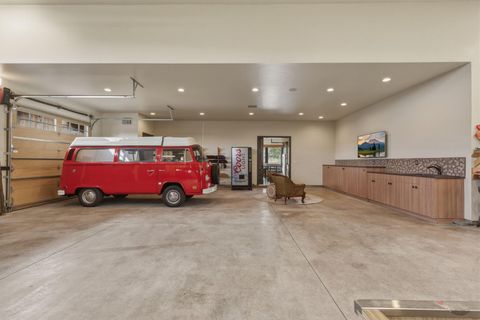 Tiny photo for 19100 Macalpine Loop, Bend, OR 97702 (MLS # 220219311)