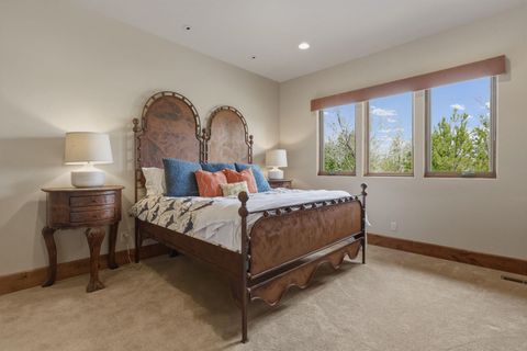 Tiny photo for 19100 Macalpine Loop, Bend, OR 97702 (MLS # 220219311)