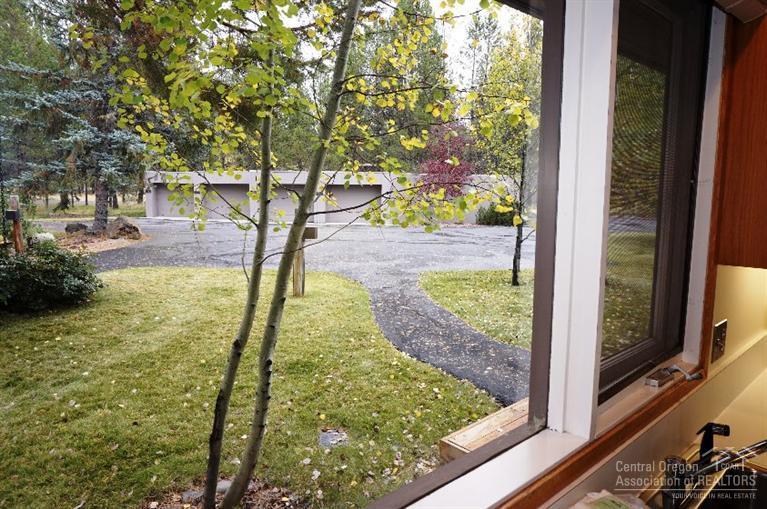 Meadow House - Residential