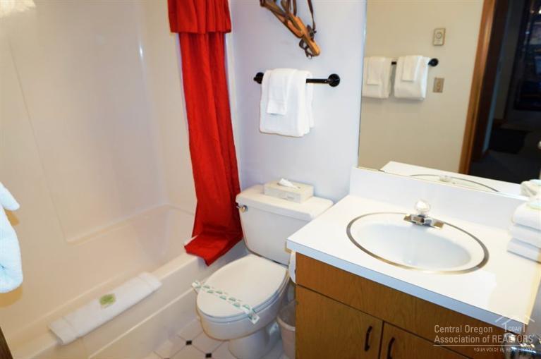 Meadow House - Residential