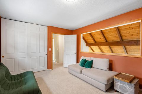 Tiny photo for 2843 NE Waller Drive, Bend, OR 97701 (MLS # 220215738)