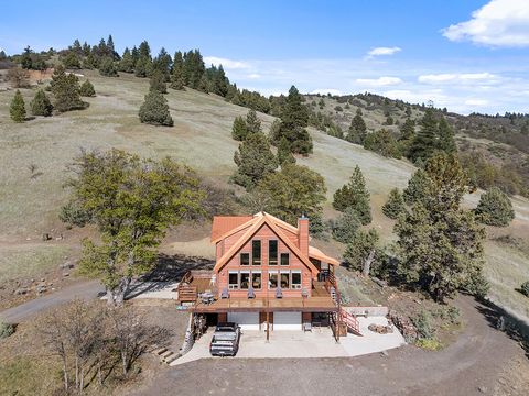 Tiny photo for 12673 Highway 99 S, Ashland, OR 97520 (MLS # 220219802)