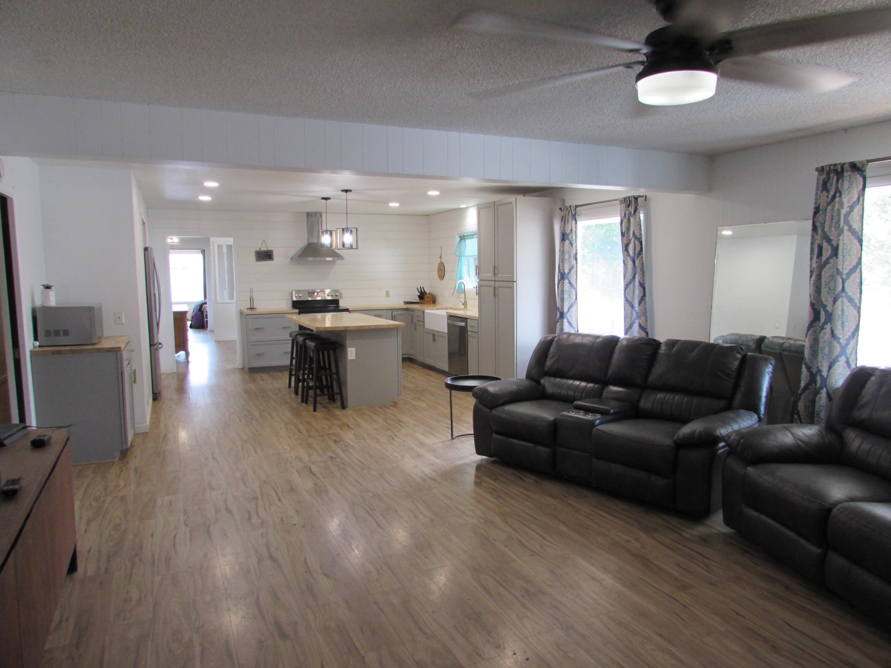 PrineVille - Fourth - Residential