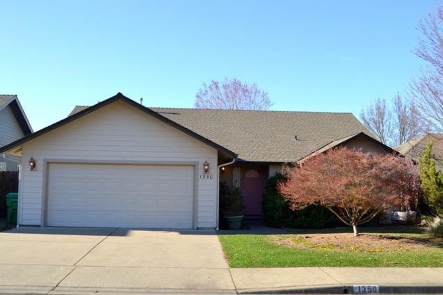 Here's a deal. Price well below two similar homes in the neighborhood with the same features and square footage. This is conveniently located in the Andy Griffith subdivision. A short distance to Shopping and schools. Not on the highway and many nice features. This is priced to sell and will go quickly. Come take a tour and get your offer in because it will be gone soon.