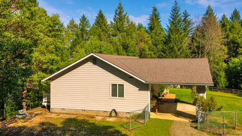 Tiny photo for 35255 Redwood Highway, OBrien, OR 97534 (MLS # 220216853)