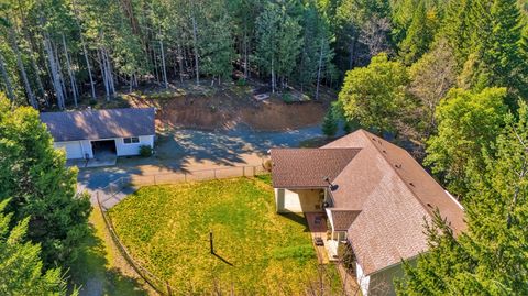 Tiny photo for 35255 Redwood Highway, OBrien, OR 97534 (MLS # 220216853)