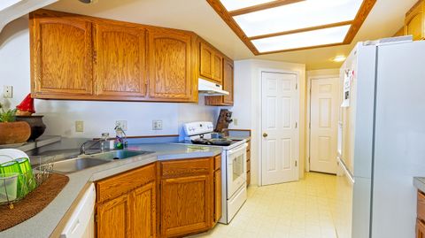 Tiny photo for 35255 Redwood Highway, OBrien, OR 97534 (MLS # 220216853)