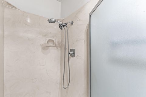 Tiny photo for 1846 Hart Avenue, Medford, OR 97501 (MLS # 220213024)