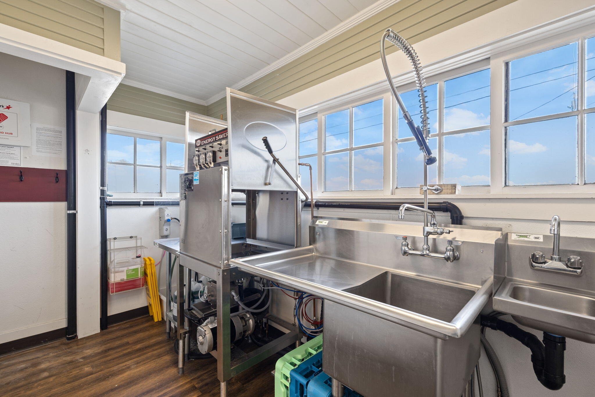 Townsite Of Redmond - Commercial Sale