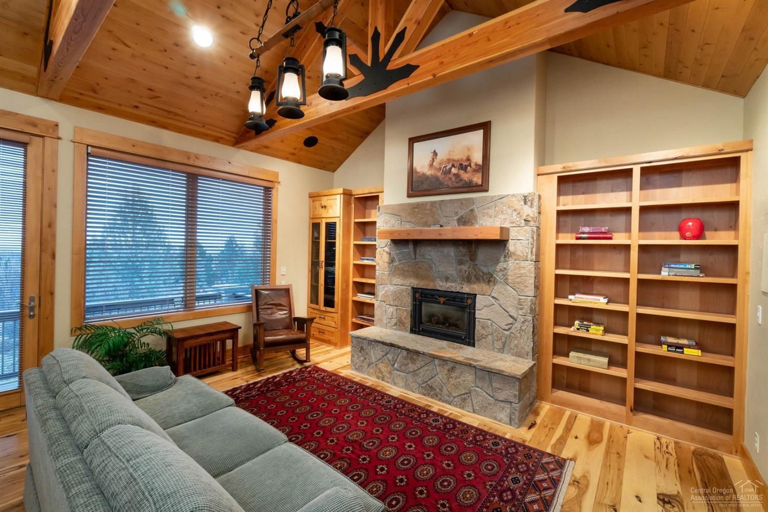 Eagle Crest - Residential