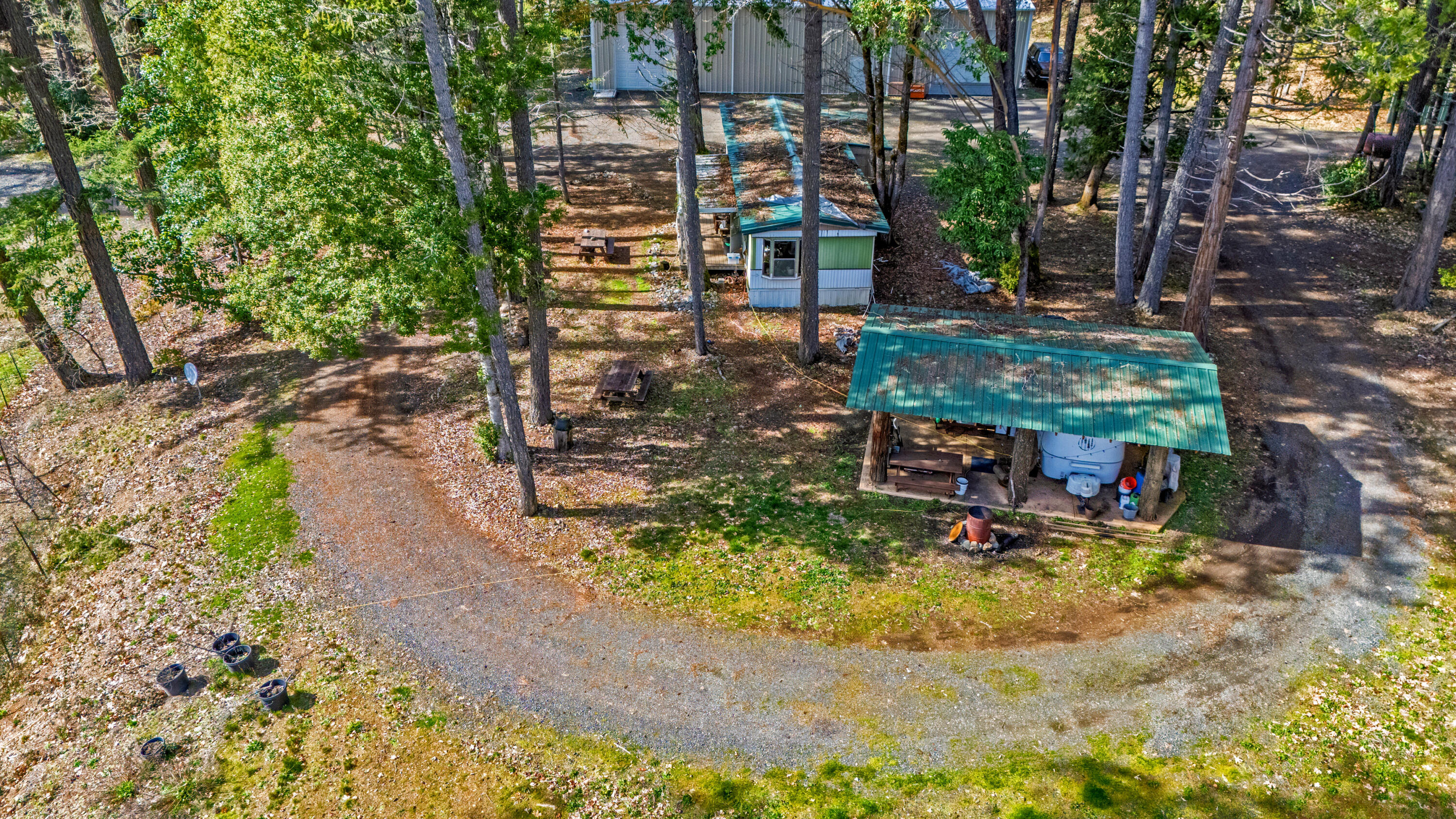 9439 Holland Loop Road